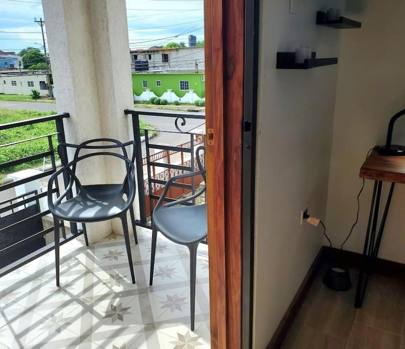 'The Solace' New Luxury Modern 1Bed 1Bath Apt. Portmore Exteriör bild