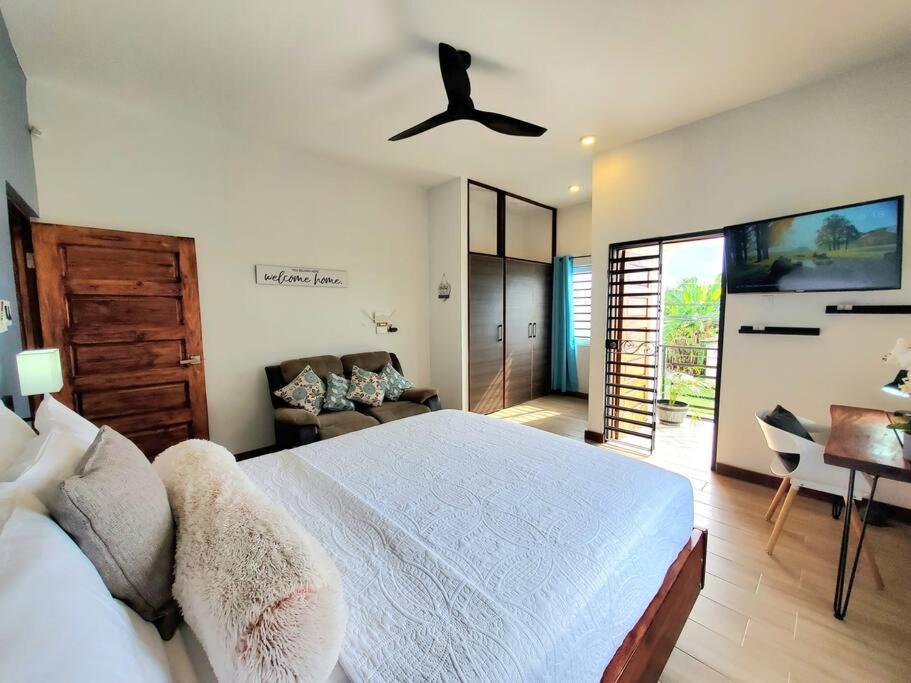 'The Solace' New Luxury Modern 1Bed 1Bath Apt. Portmore Exteriör bild